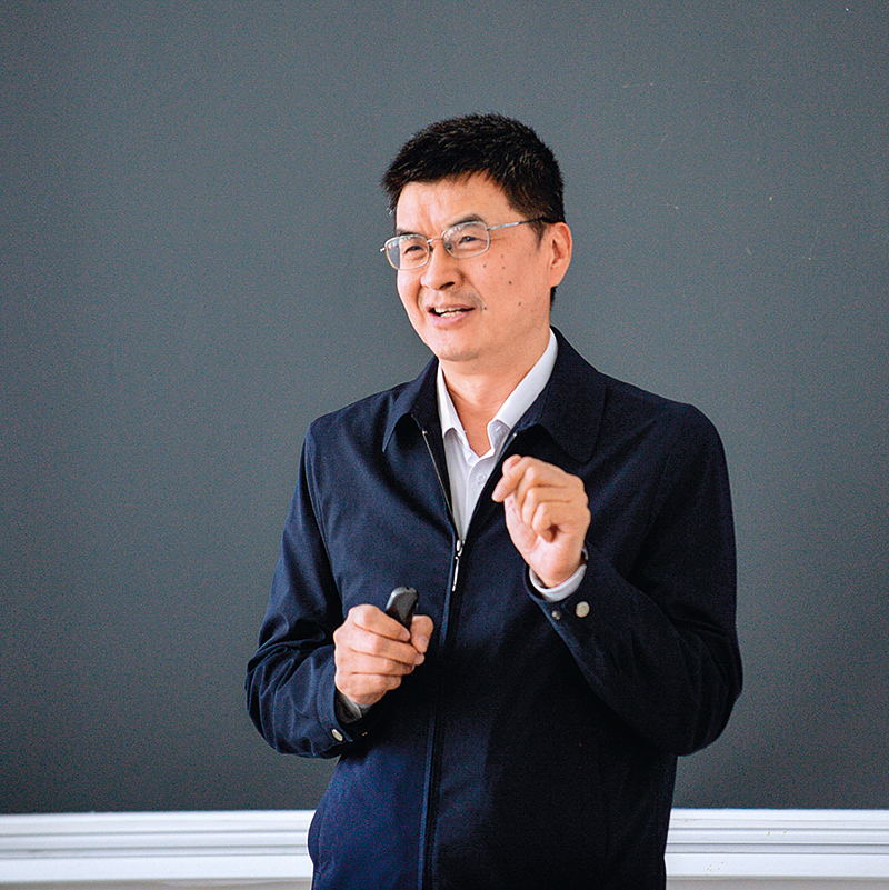 瞭望·瞭望访谈 | 用科技打好三北工程攻坚战——专访中国工程院院士朱教君