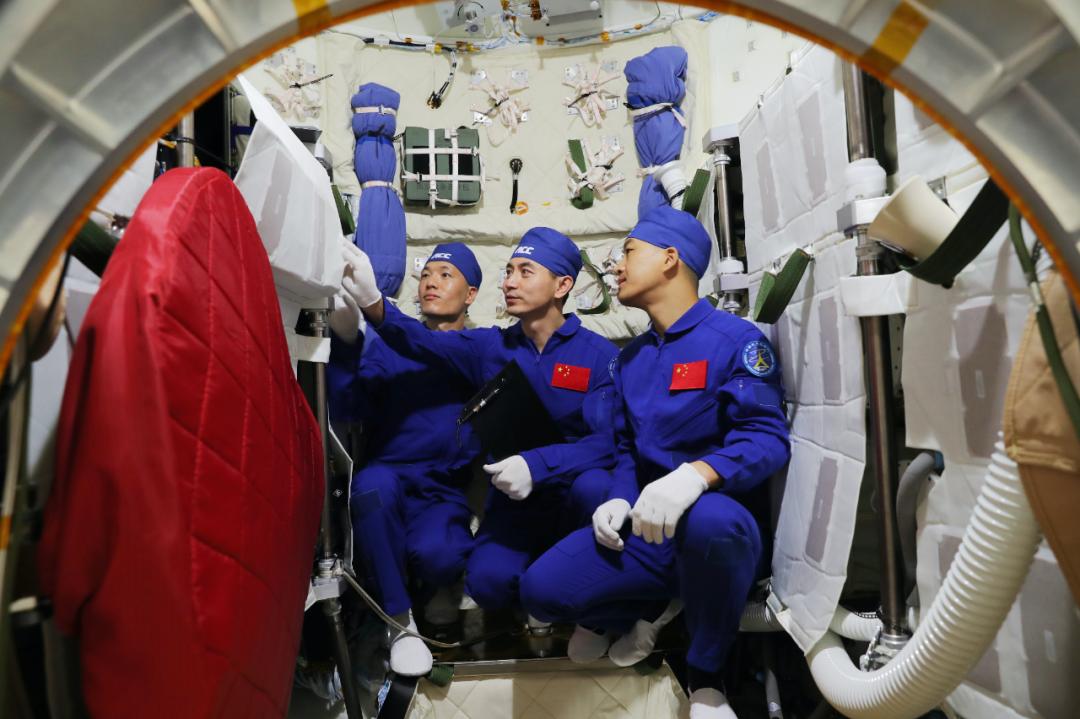 新“太空出差三人组”独家揭秘！走近神十八航天员叶光富