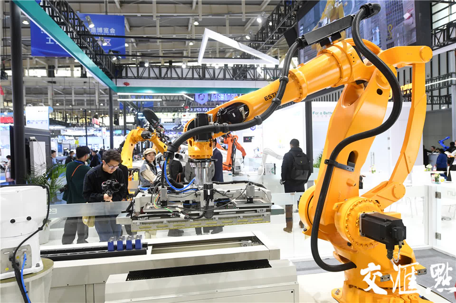 鼓励制造业“智改数转网联”