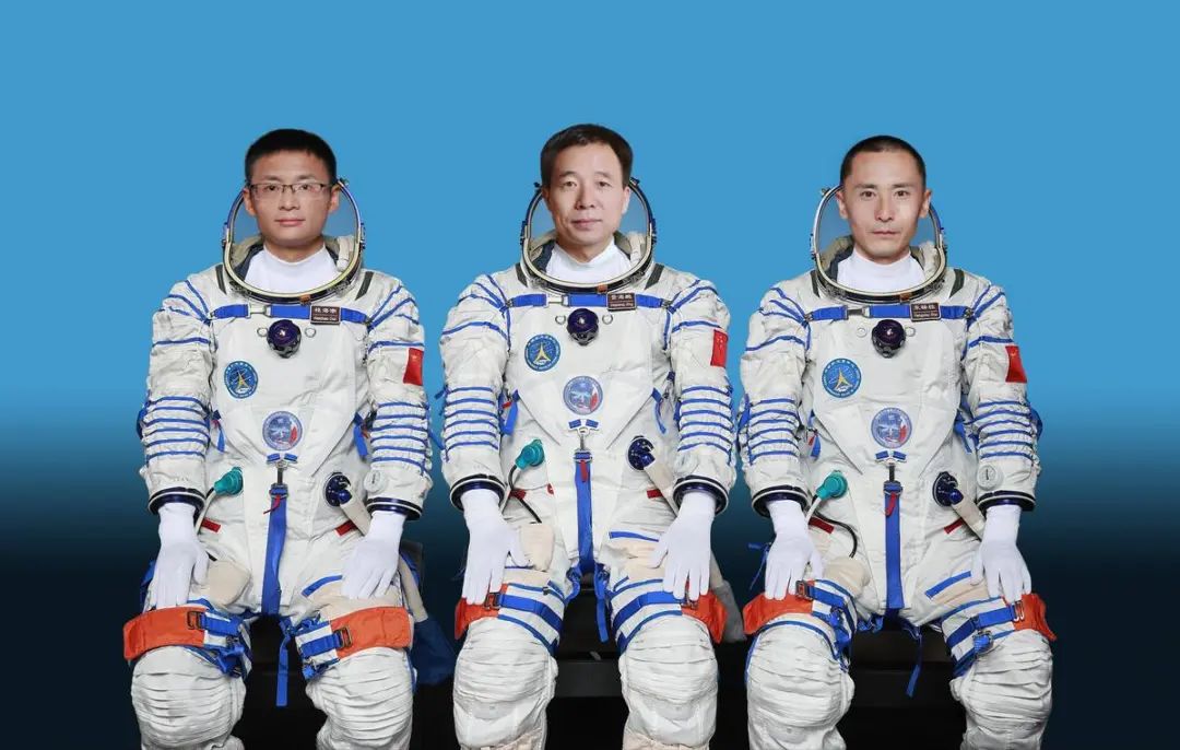 新华全媒+丨神舟二十号航天员乘组确定